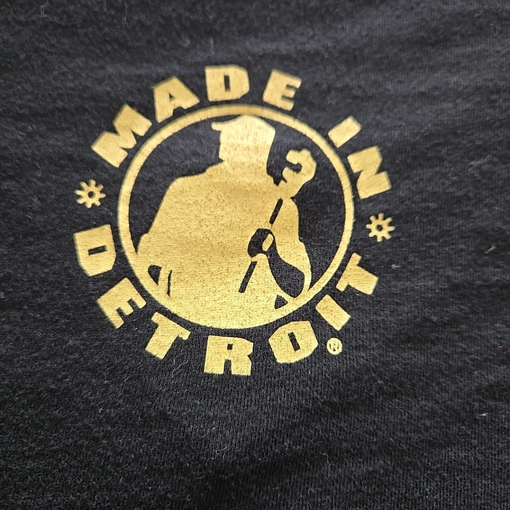 Womens Black Graphic V-Neck T-Shirt Xl Made In Detroit Logo 2 Sided Wings Wheels - Picture 8 of 11